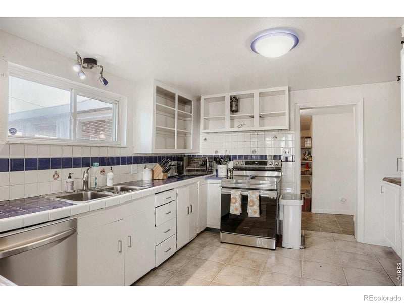 6401 Irving St, Denver, CO 80221