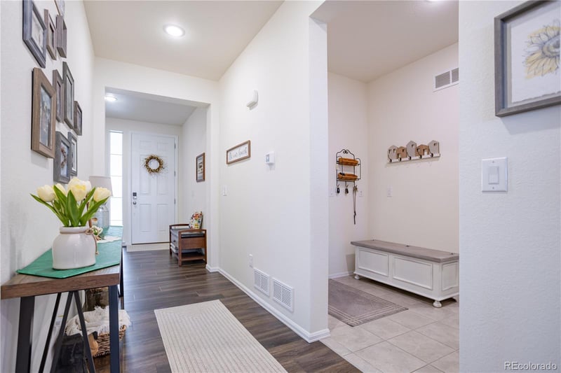 24503 Ford Dr, Aurora, CO 80018