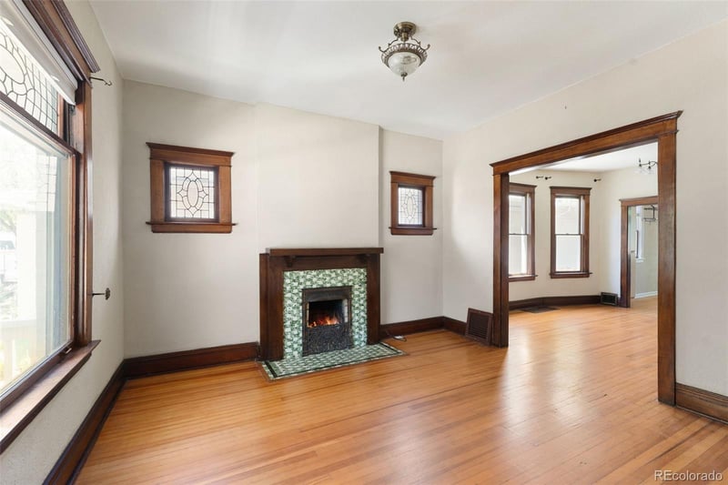 249 Downing St, Denver, CO 80209