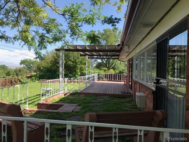 33 Skyline Dr, Wheat Ridge, CO 80215