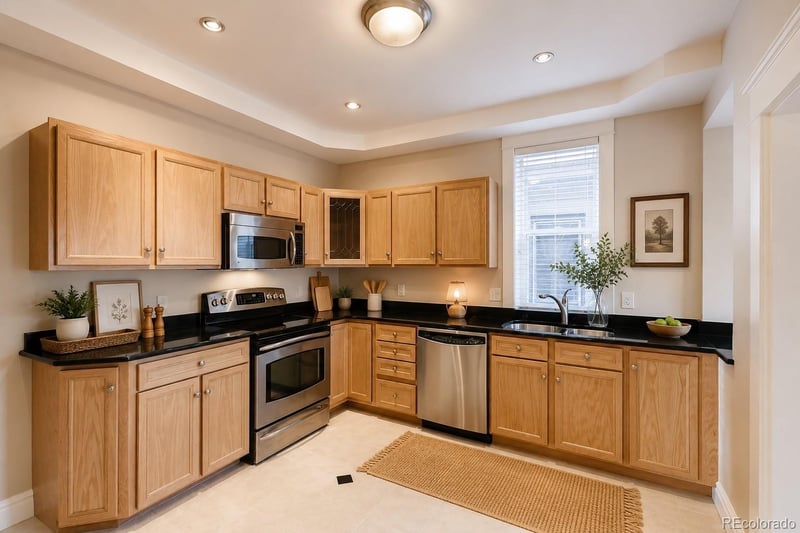 1634 Steele St, Denver, CO 80206