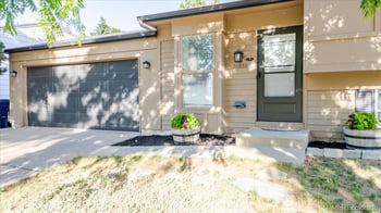 20652 E Batavia Dr, Aurora, CO 80011