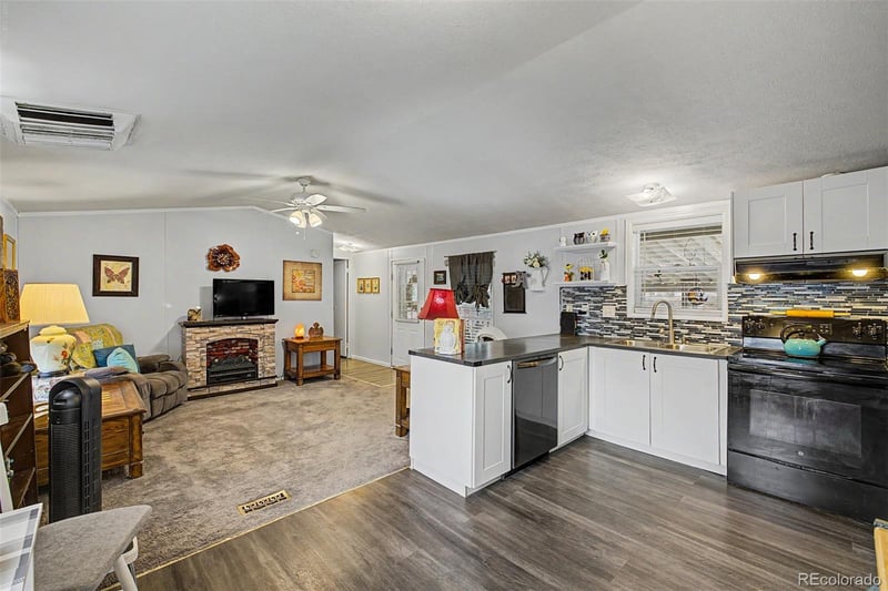 1801 92nd Ave Lot 338, Denver, CO 80260
