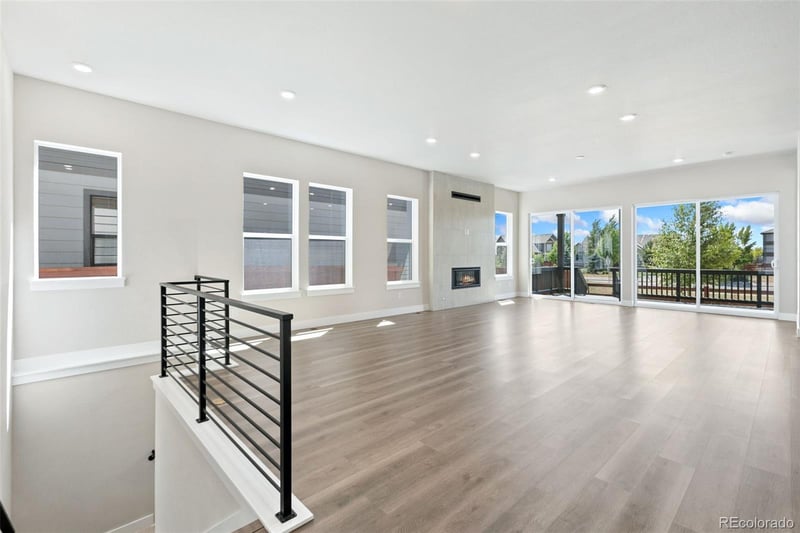 1661 Winter Glow Dr, Windsor, CO 80550