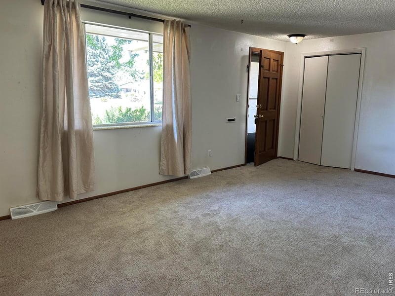 820 30th St, Loveland, CO 80538