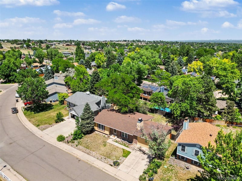 7976 S Flower St, Littleton, CO 80128