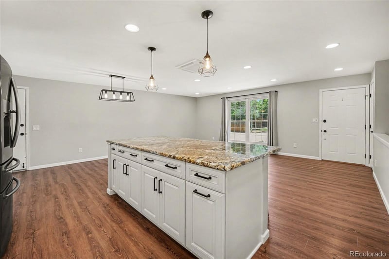 7976 S Flower St, Littleton, CO 80128