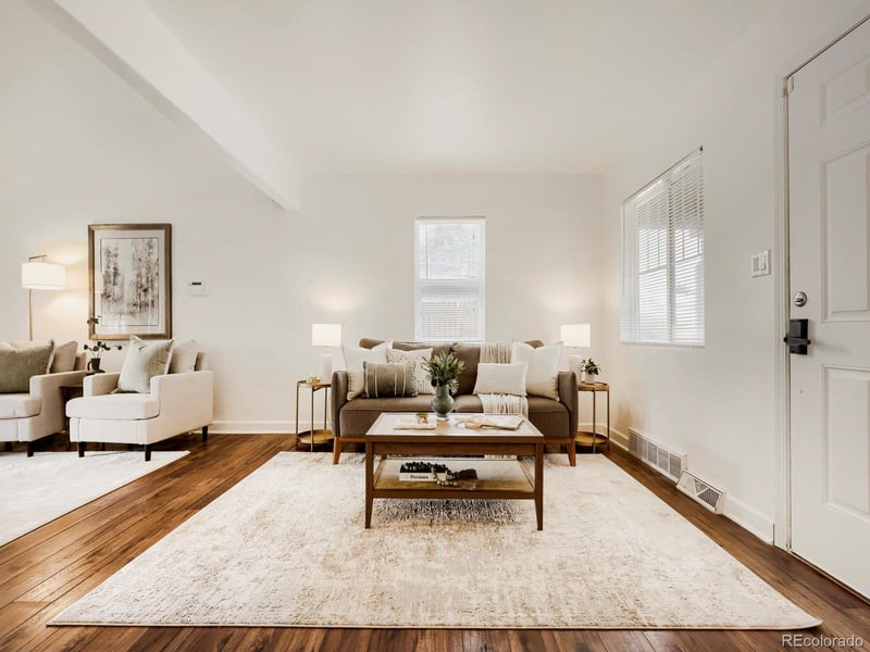 810 Oswego St, Aurora, CO 80010