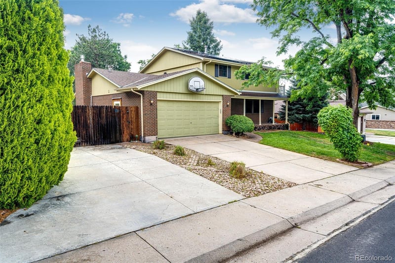 2624 S Field St, Lakewood, CO 80227
