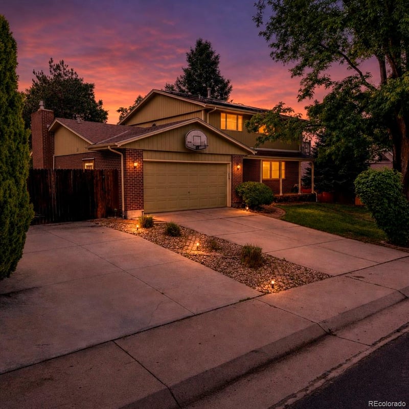 2624 S Field St, Lakewood, CO 80227