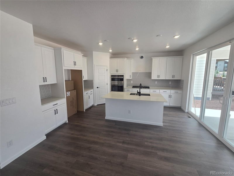 8701 Pennycress Dr, Littleton, CO 80125