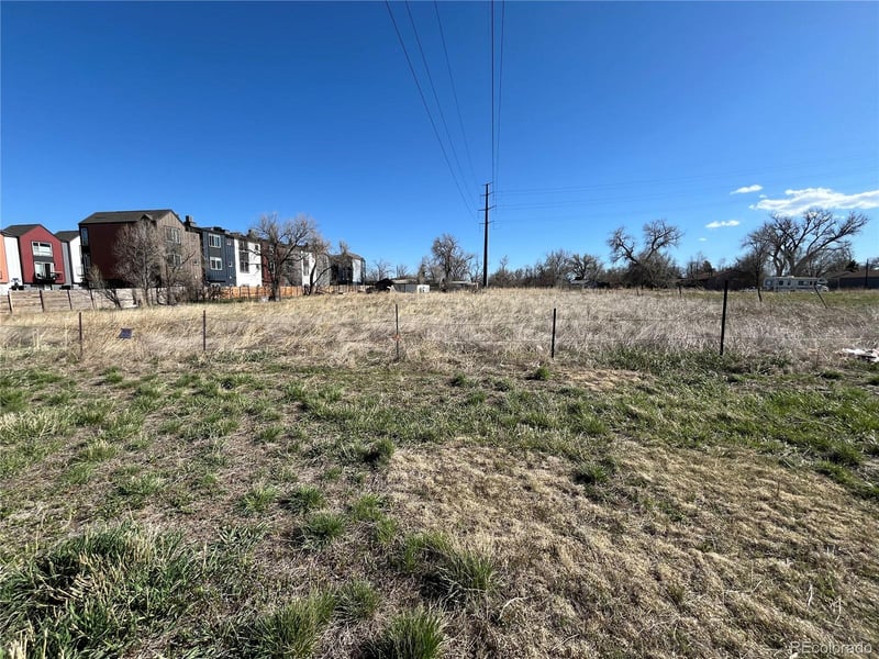 5701 10th Ave, Lakewood, CO 80214