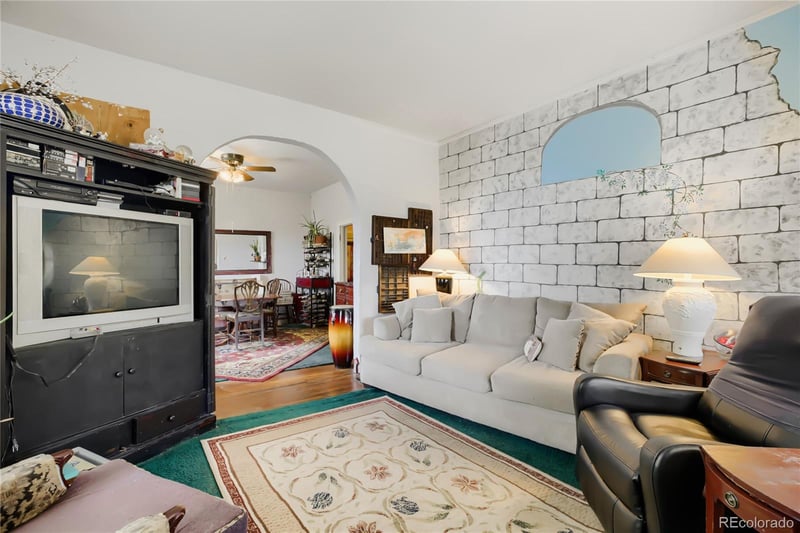 3422 8th Ave, Denver, CO 80204