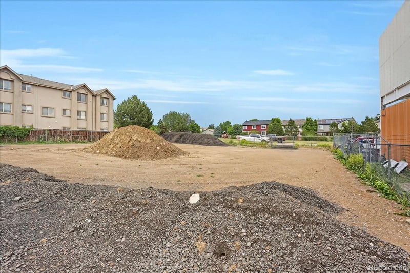 8508 Saulsbury St, Littleton, CO 80128