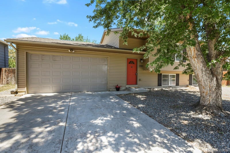 8737 Floyd Dr, Lakewood, CO 80227