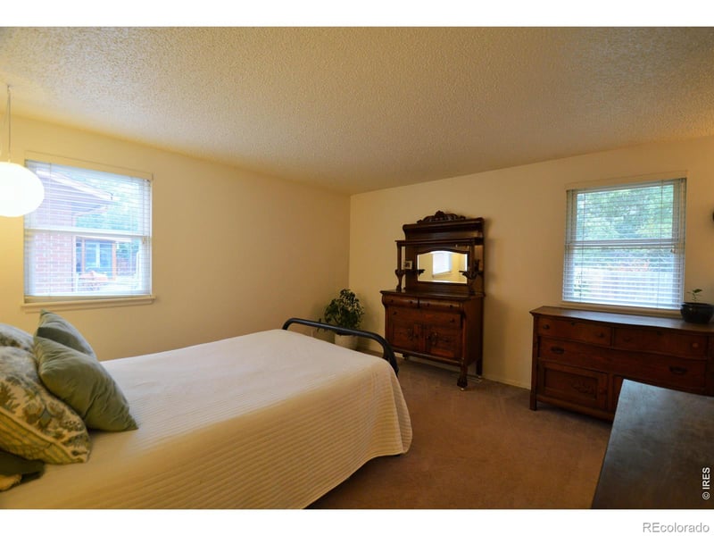 3814 Columbia Dr, Longmont, CO 80503