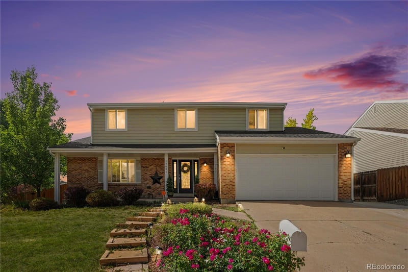 17651 Crestridge Ave, Aurora, CO 80015