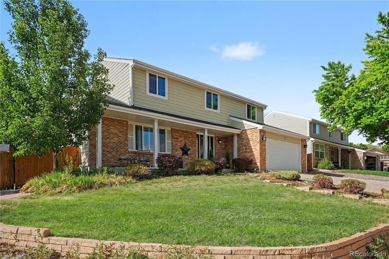17651 Crestridge Ave, Aurora, CO 80015