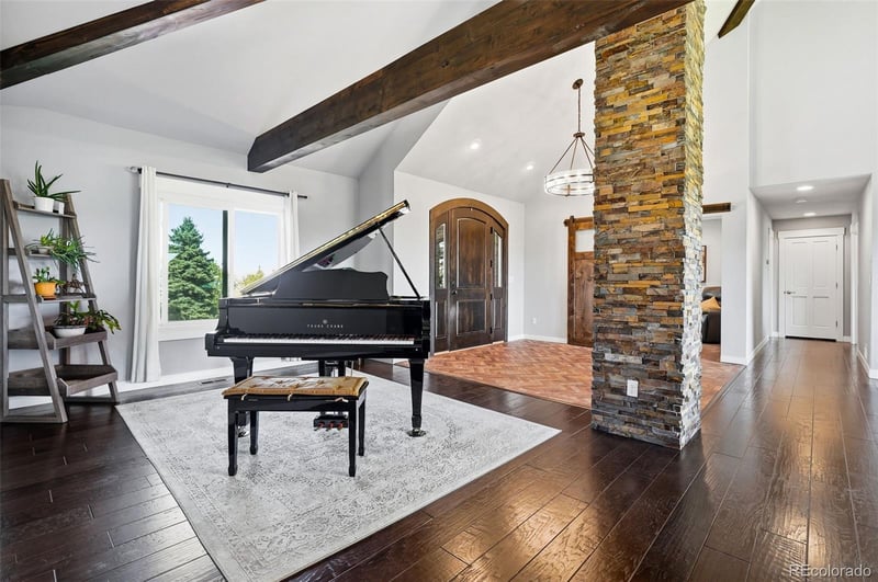 990 Glen Oaks Ave, Castle Pines, CO 80108