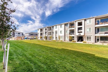 6153 N Ceylon St #202, Aurora, CO 80019