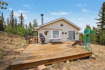 412 Bordenville Ct, Jefferson, CO 80456