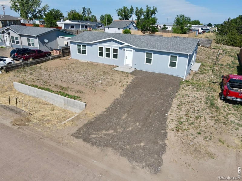 114 High St, Wiggins, CO 80654