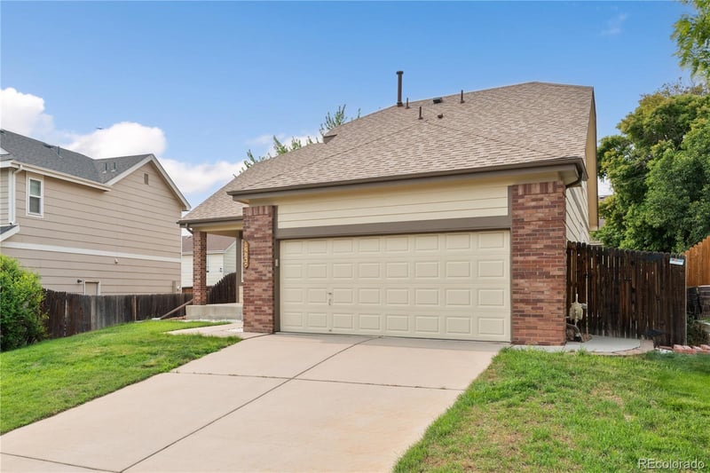 19835 Villanova Dr, Aurora, CO 80013