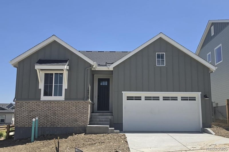 16978 92nd Dr, Arvada, CO 80007