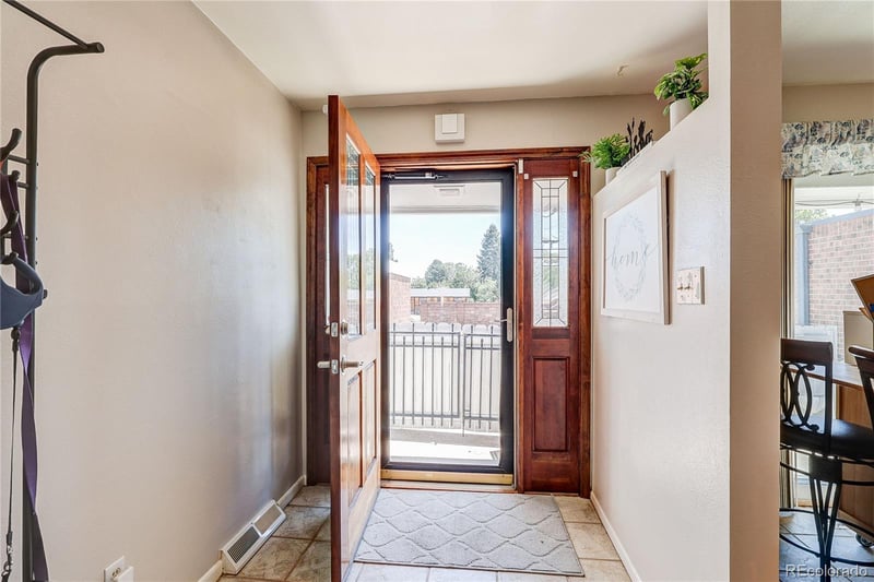7202 Cedar Cir, Lakewood, CO 80226