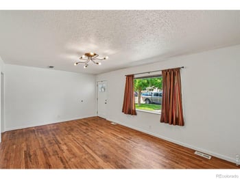 1008 34th Ave, Greeley, CO 80634
