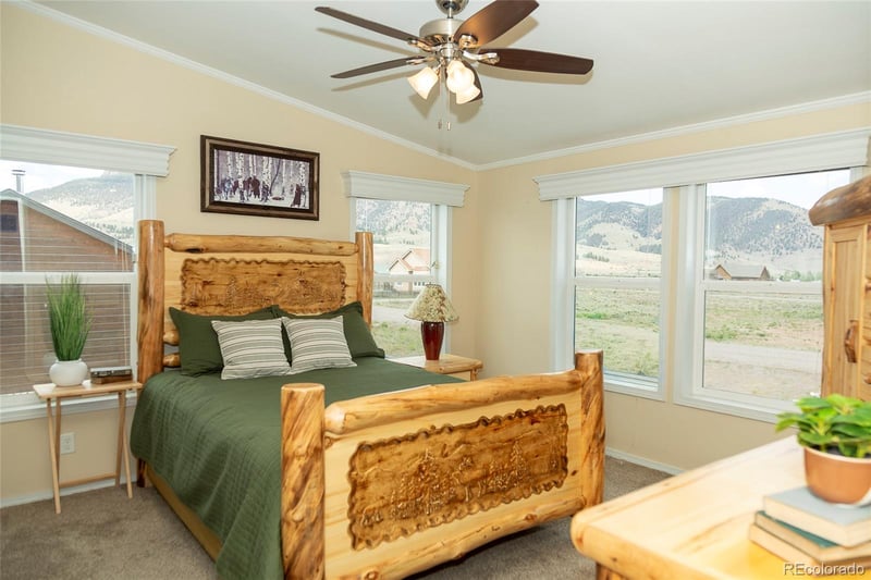 467 Apex Dr, Creede, CO 81130