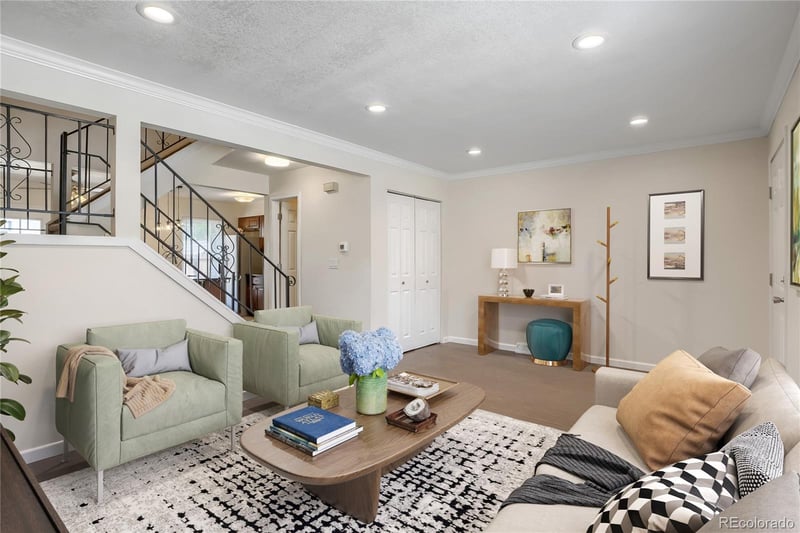 1435 Norfolk St, Aurora, CO 80011