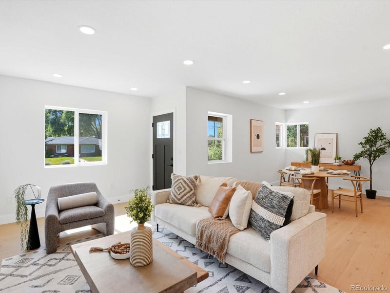 2640 N Cook St, Denver, CO 80205