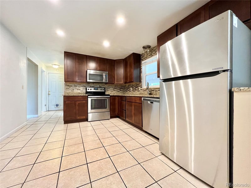 2021 82nd Pl, Denver, CO 80221