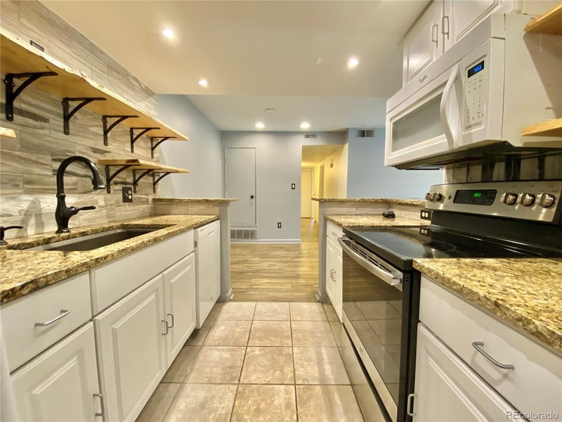 4400 Quebec St #D201, Denver, CO 80237