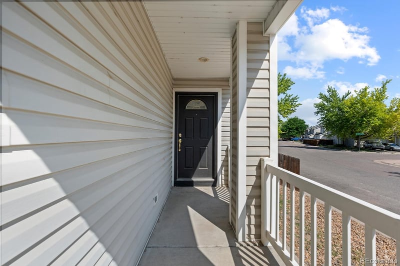 8019 Kittredge Ct, Englewood, CO 80112