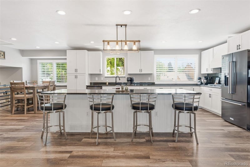 9425 W Geddes Pl, Littleton, CO 80128