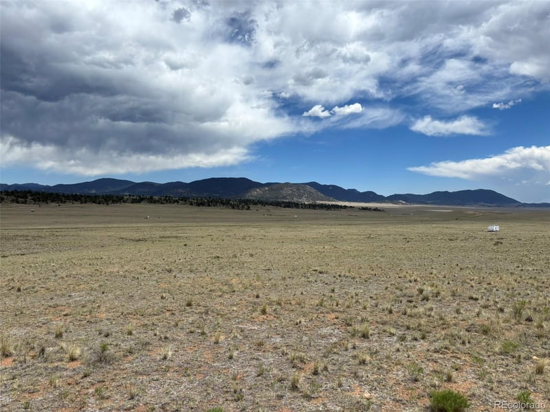 2069 Oxford Dr, Hartsel, CO 80449