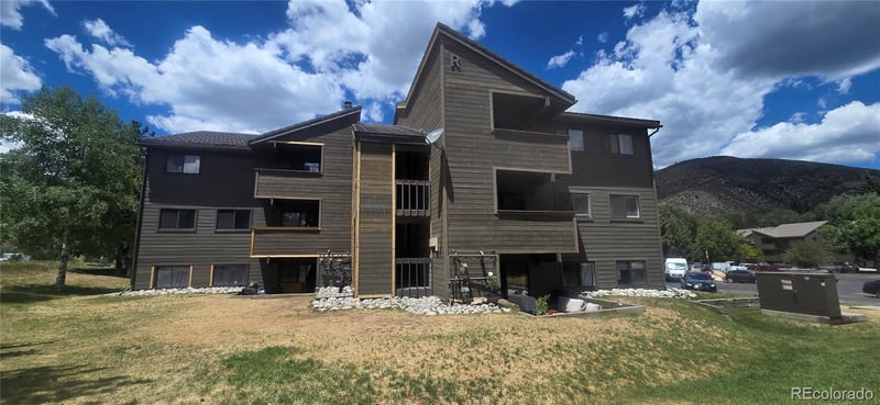 1061 Beaver Creek Blvd #R302, Avon, CO 81620