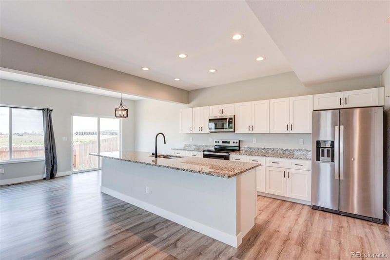 444 Molly Ln, Fort Morgan, CO 80701