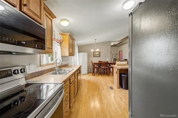 8201 S Santa Fe Dr Lot 321, Littleton, CO 80120