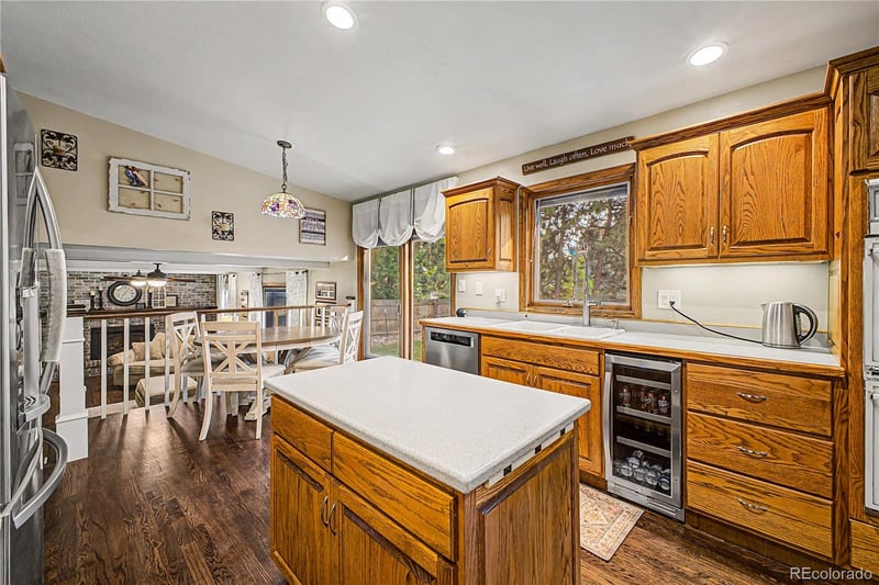 425 Grey Eagle Dr, Colorado Springs, CO 80919