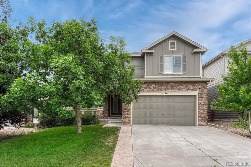 5050 Riviera Ct, Aurora, CO 80015