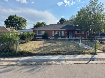 9371 Nagel Dr, Denver, CO 80229