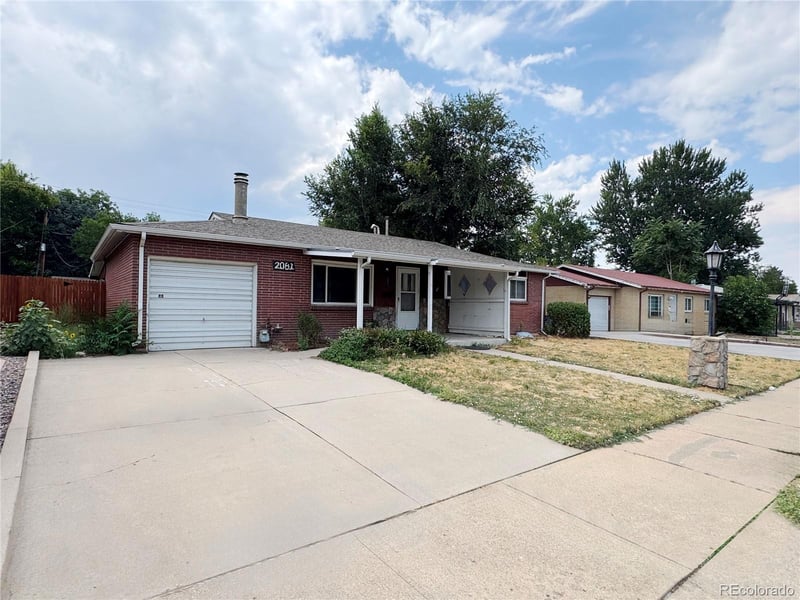2081 S Lowell Blvd, Denver, CO 80219