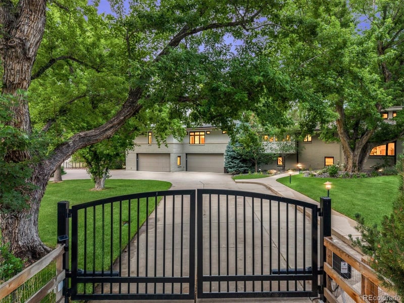 16 Vista Rd, Cherry Hills Village, CO 80113