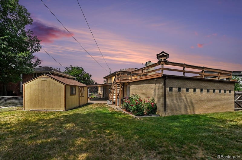 2398 Oakland St, Aurora, CO 80010