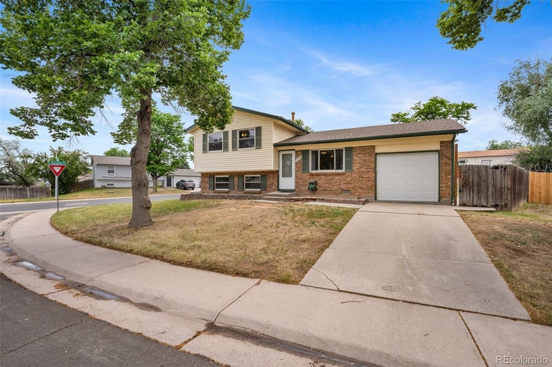 15384 E Idaho Pl, Aurora, CO 80017