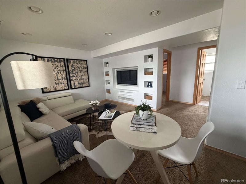 15384 Idaho Pl, Aurora, CO 80017