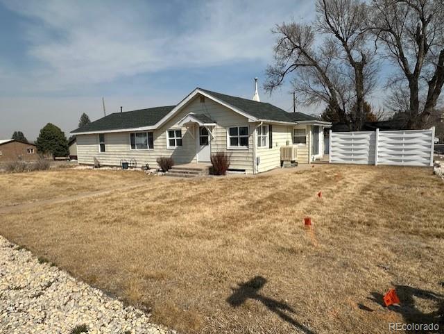1012 Lincoln St, Wray, CO 80758